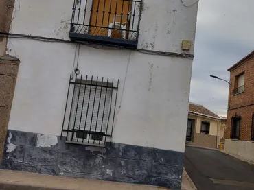 Casa adosada en  Calle Teniente Arribas 4 - Foto 2