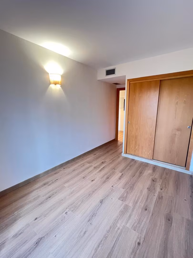 Piso en  Carrer de Gaston Vuillier 8 - Foto 8