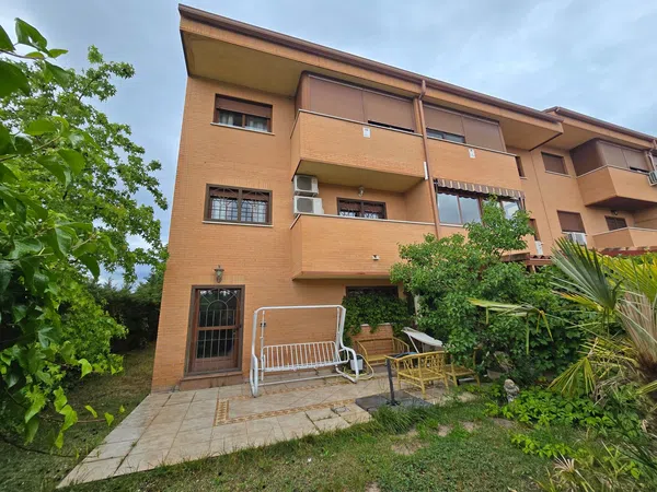 Chalet pareado en venta en Coimbra - Guadarrama - Foto 1