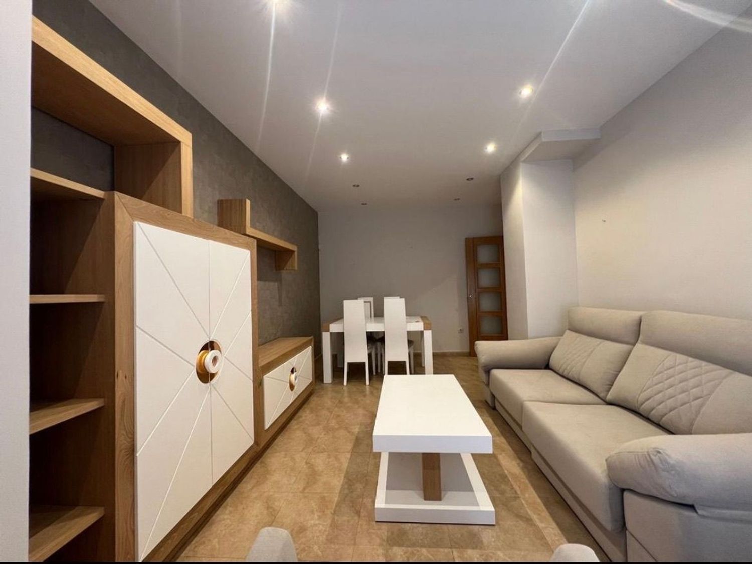 Piso en calle del Cardenal Tedeschini, 12 - Foto 3