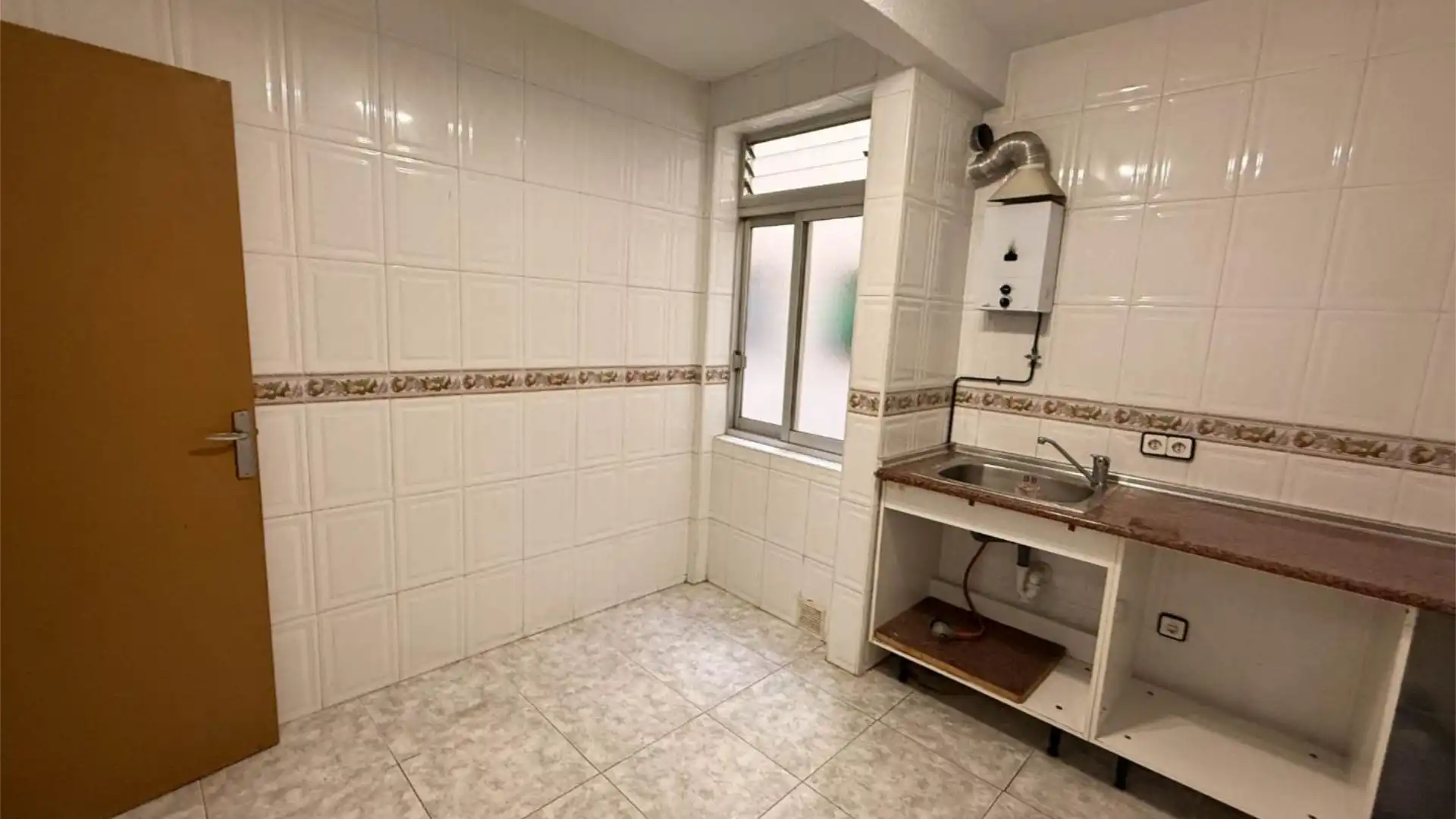 Piso en  Calle del Marqués de Comillas 30 - Foto 8