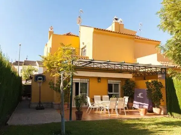 Chalet pareado en Condequinto - Foto 2