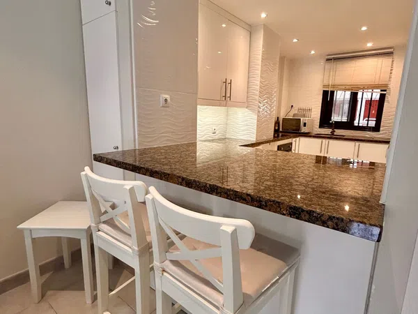 Piso en avenida Arquitecto Gómez Cuesta, 6 - Foto 1