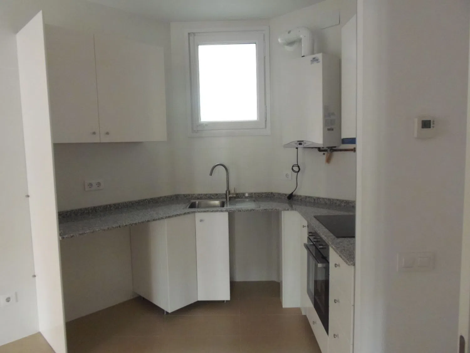 Piso en calle de la Diputació, 450 - Foto 3