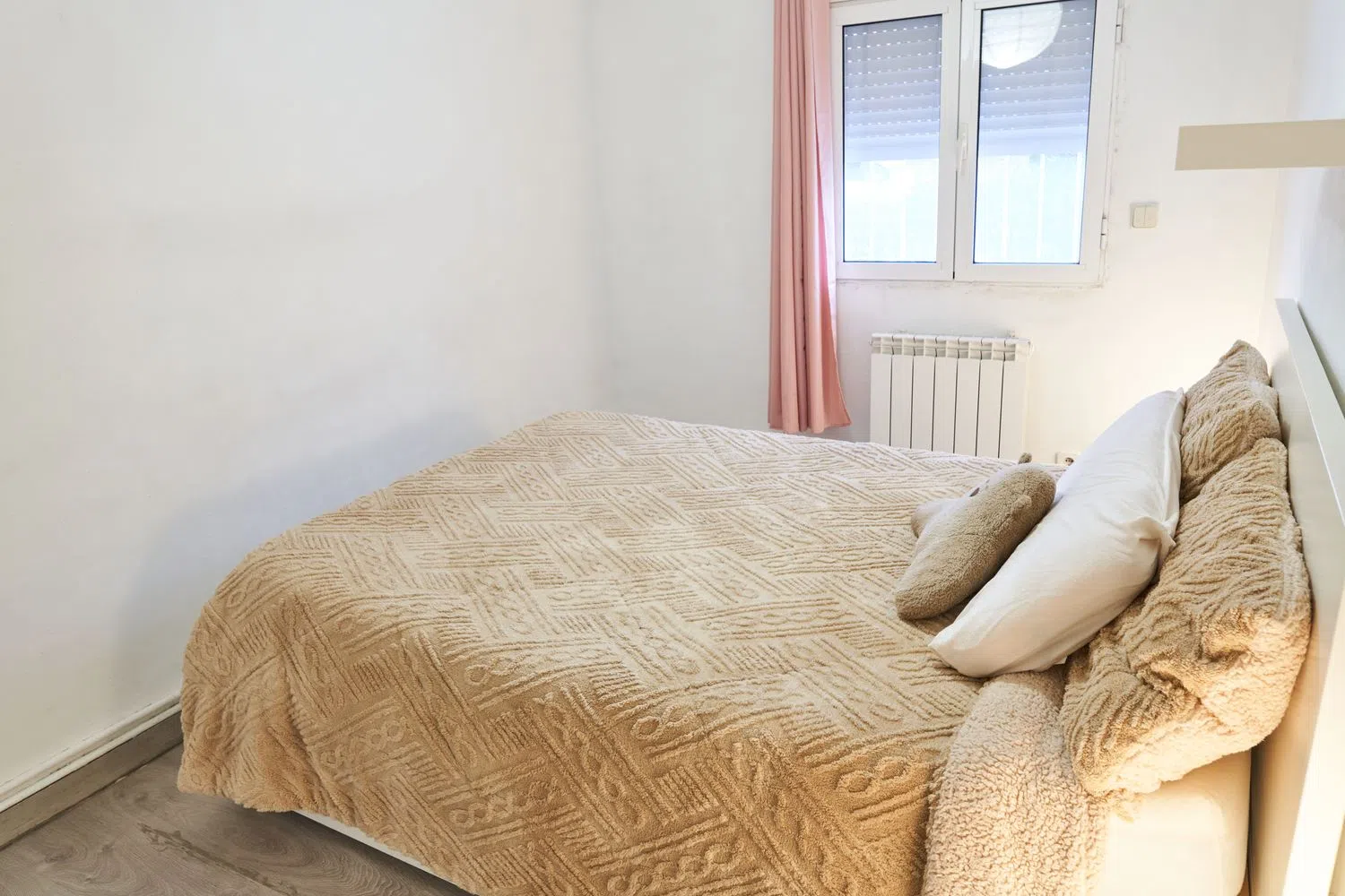 Piso en calle de Cuart de Poblet, 103 - Foto 5