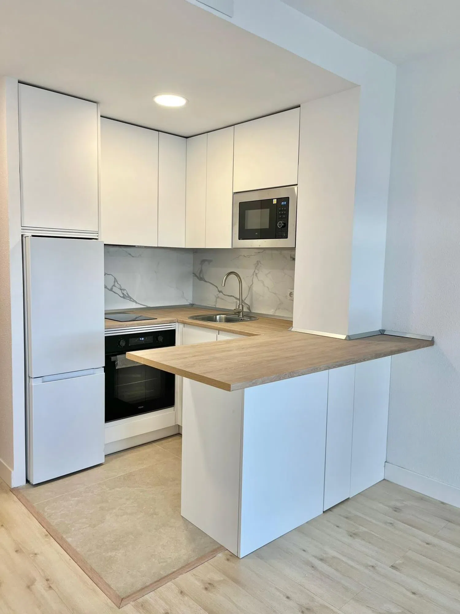 Piso en avenida del Doctor Federico Rubio y Galí, 1 - Foto 1