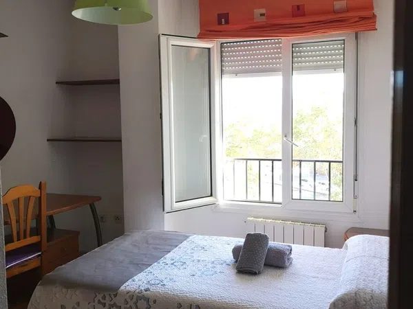 Piso en Calle Ramón y Cajal, 54, Rosaleda - Juventud - Foto 8