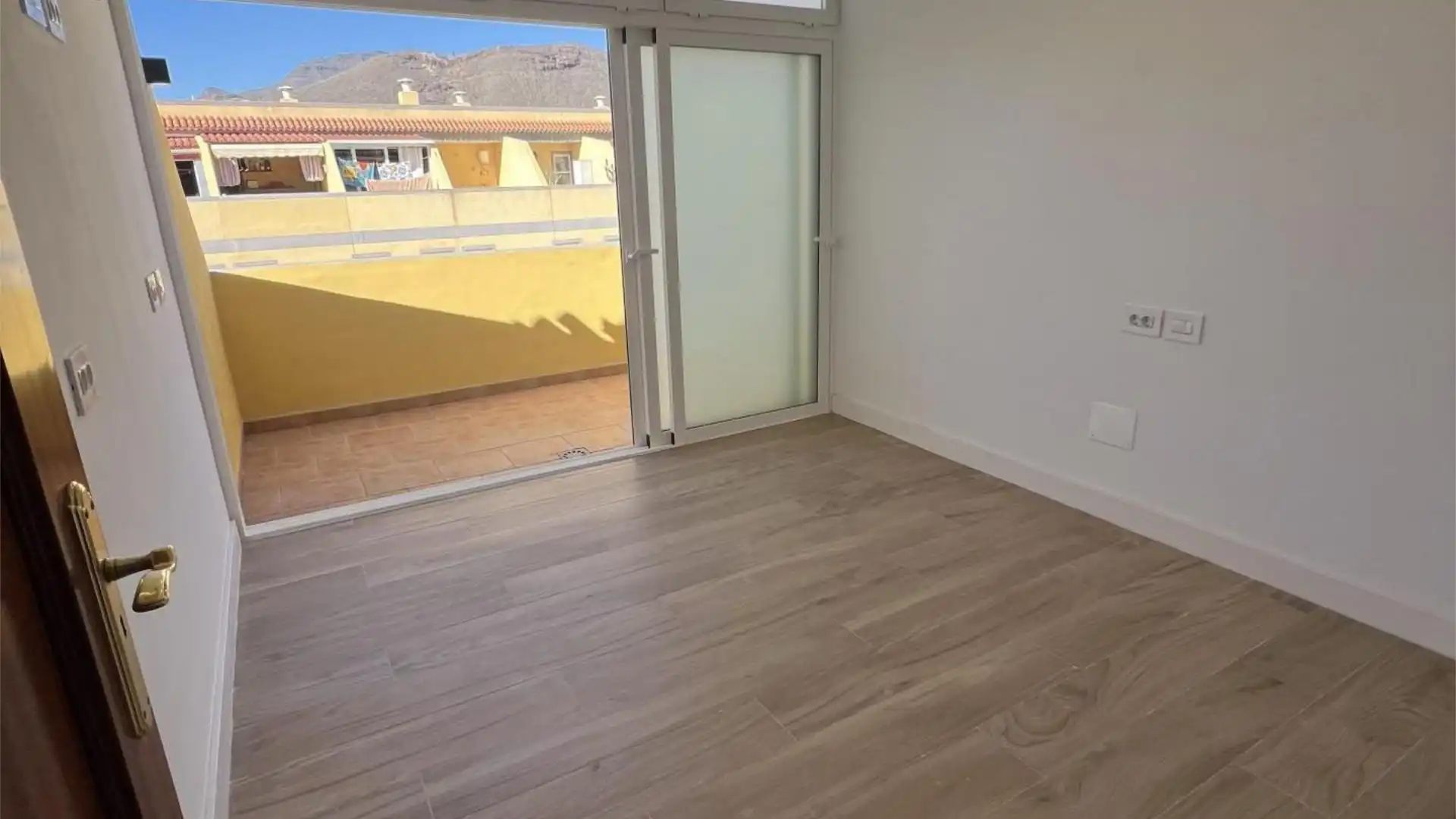 Piso en  Calle Llano Mora 11 - Foto 1