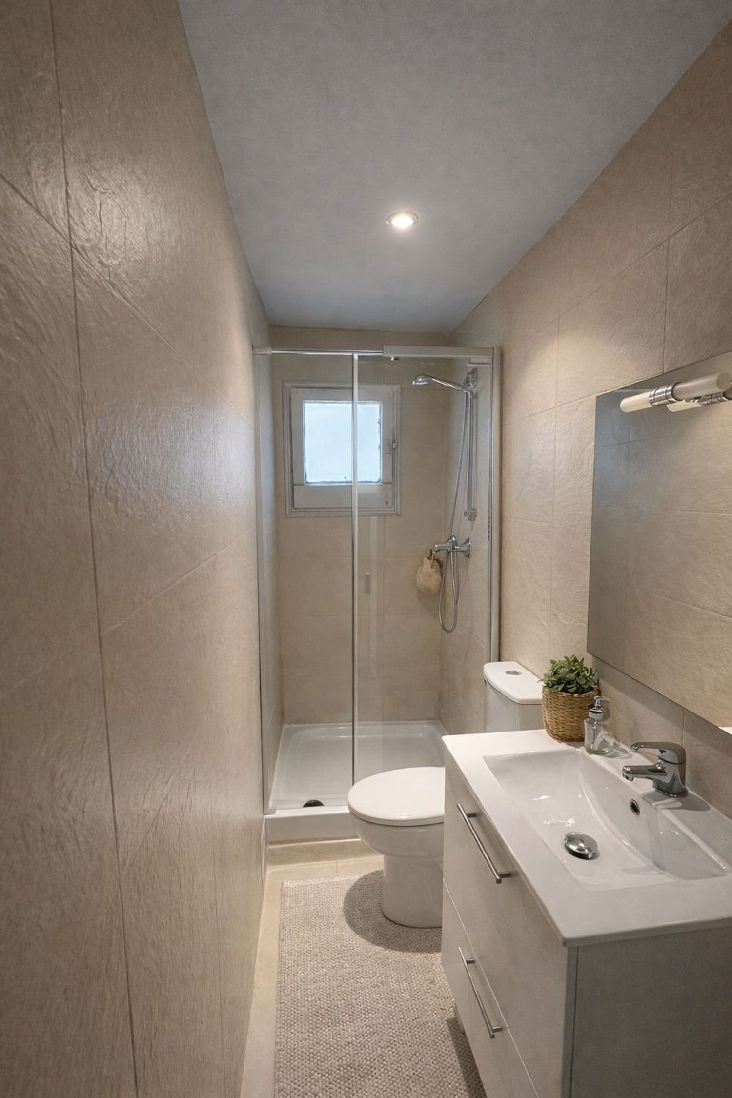 Piso en calle de Josep Sangenís, 50 - Foto 16