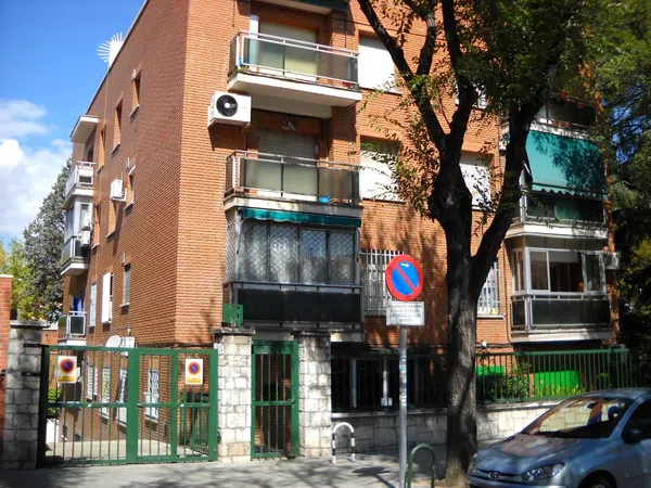 Piso en calle de Protasio Gómez, 3