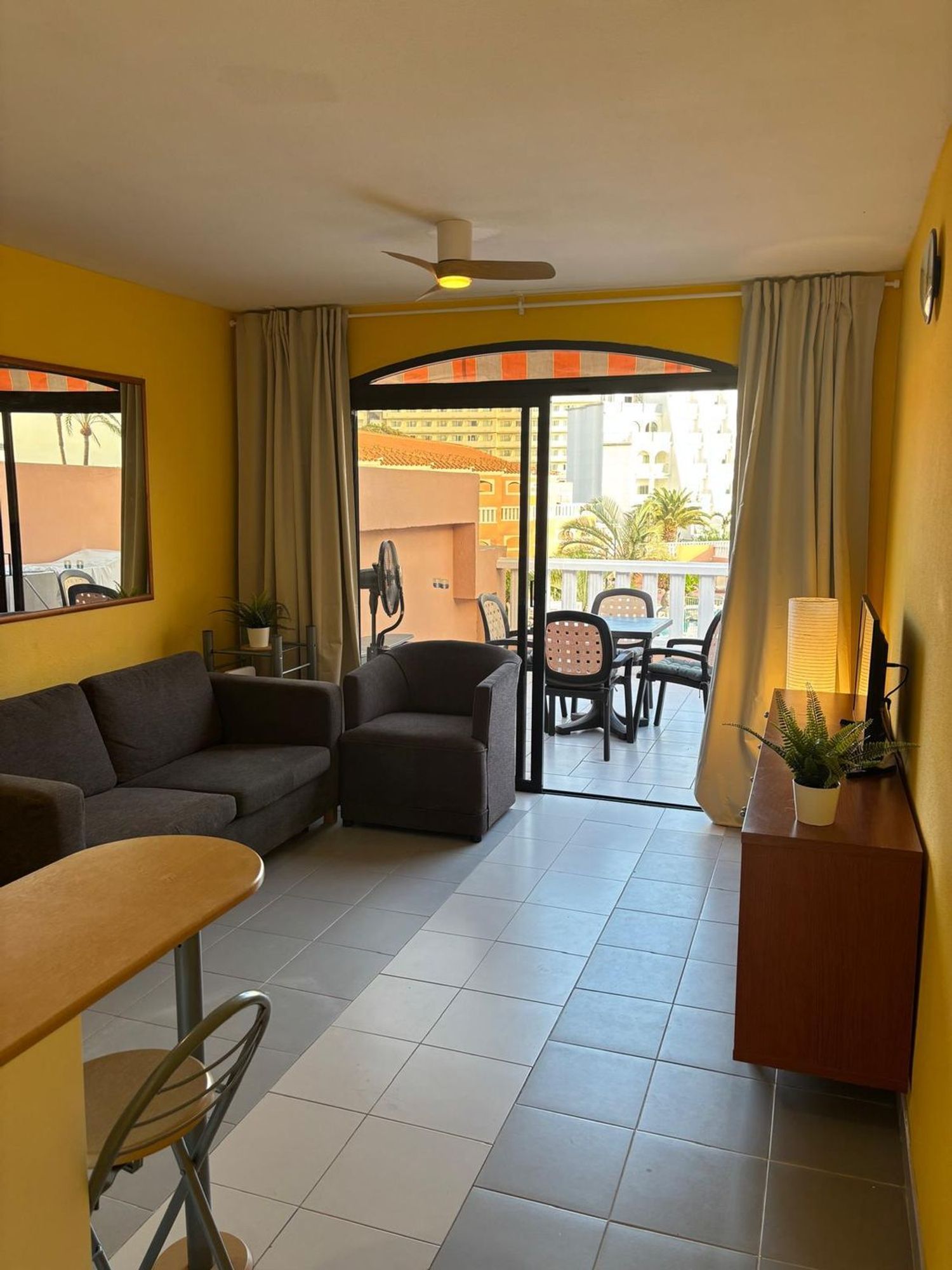 Piso en calle Londres, 3 - Foto 3