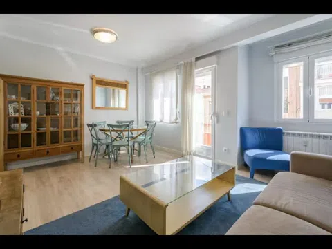 Piso en calle Victoria, 64