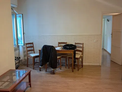 Piso en calle de Campo Real, 3