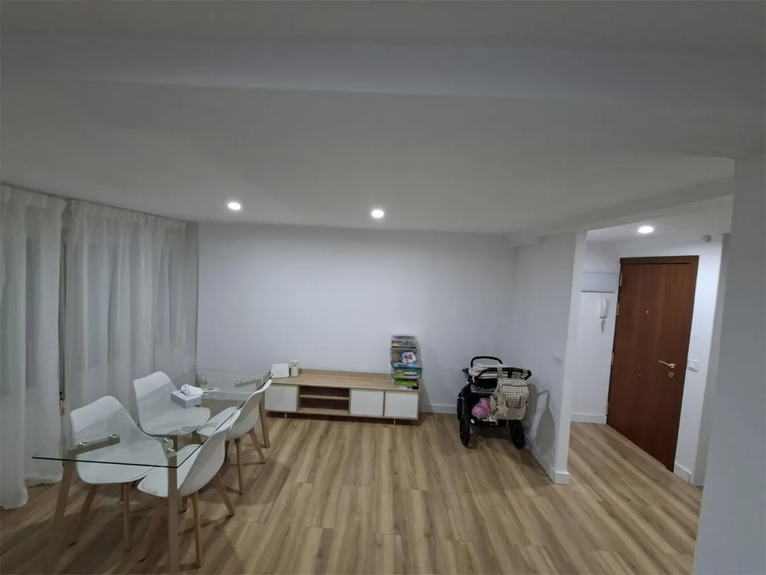 Piso en  Pasaje Marino Luis Córdoba Arce 2-12 - Foto 6