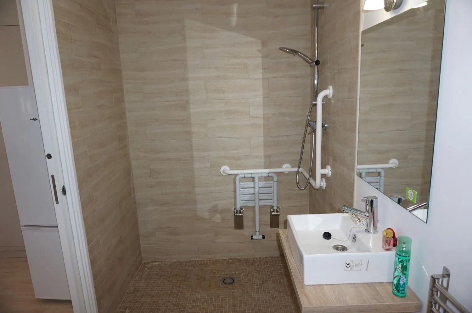 Estudio en calle de Vidal de Canelles, 21 - Foto 7