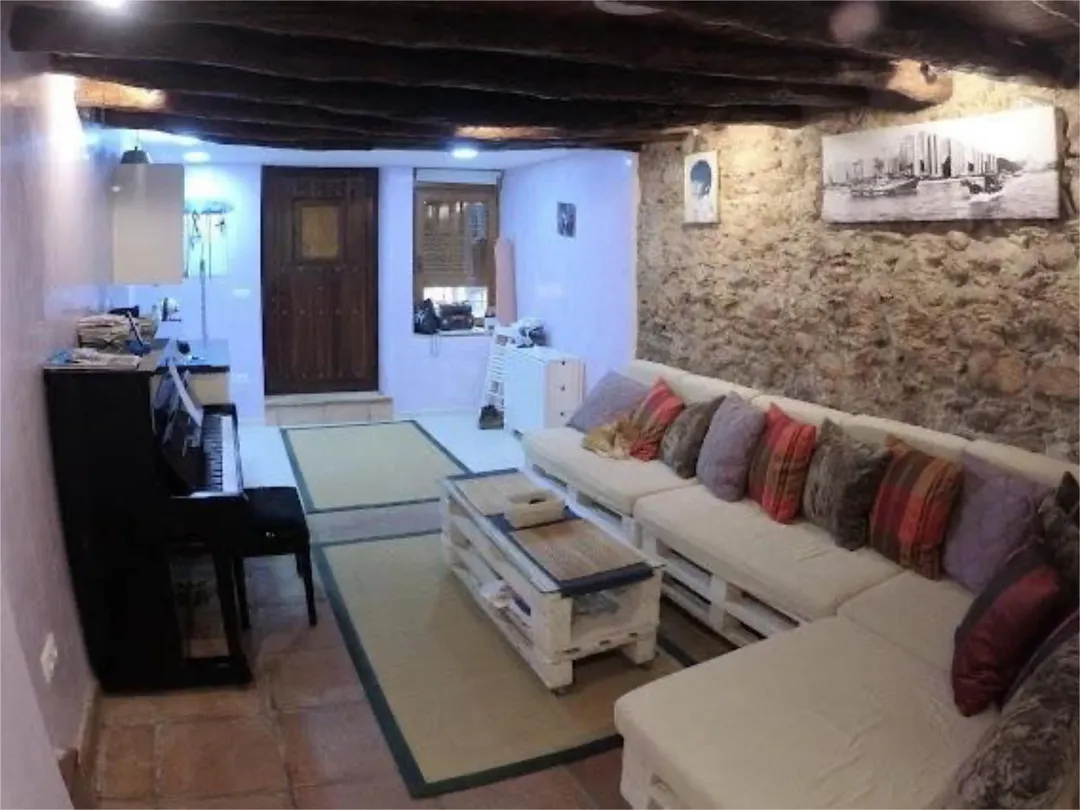 Casa adosada en  Calle Postigos 3 - Foto 2