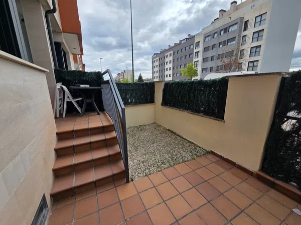 Chalet adosado en Calle Padre Conde, 70 - Foto 2