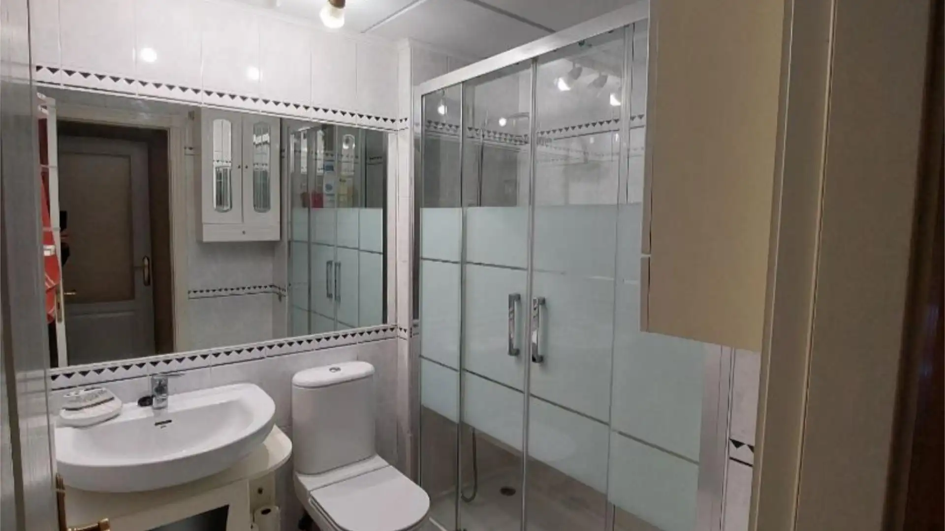 Piso en  Calle Cueva de Menga 3 - Foto 26