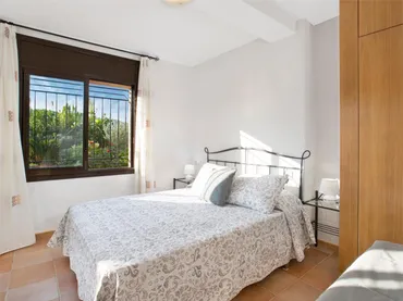 Chalet en  Carrer de l'Alt Camp 1 - Foto 17