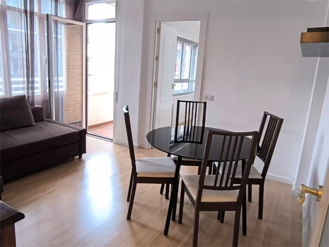 Piso en  Calle del Poeta Joan Maragall 51