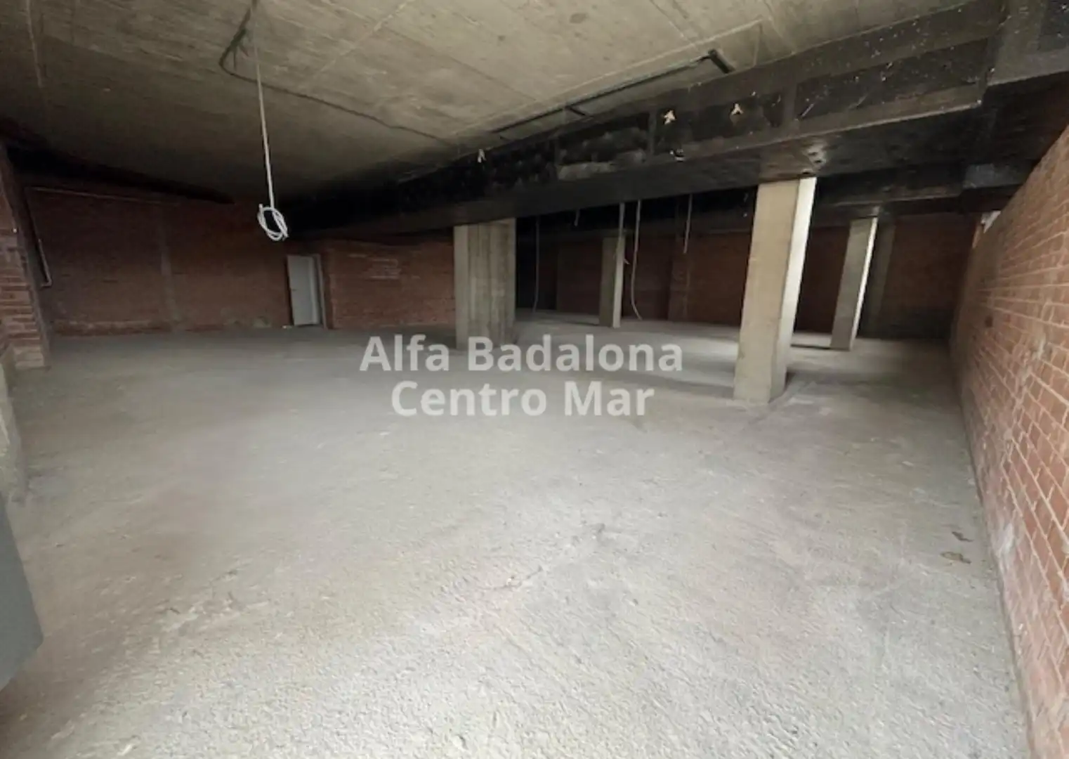 Local comercial en Badalona - Foto 10