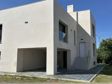 Chalet en  Avenida Villamayor 124 - Foto 10