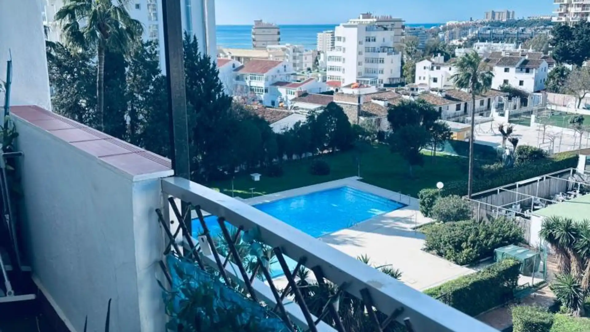 Piso en  Avenida de la Telefónica 2 - Foto 1