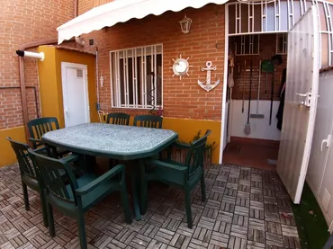 Chalet en  Avenida de la Constitución 78 - Foto 4