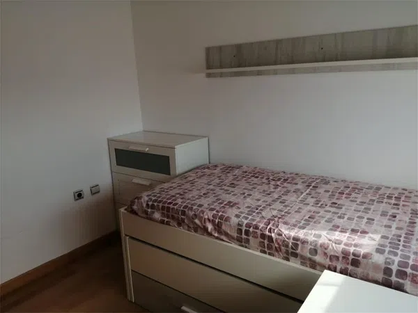 Piso en avenida Don Juan de Borbon, 53 - Foto 2