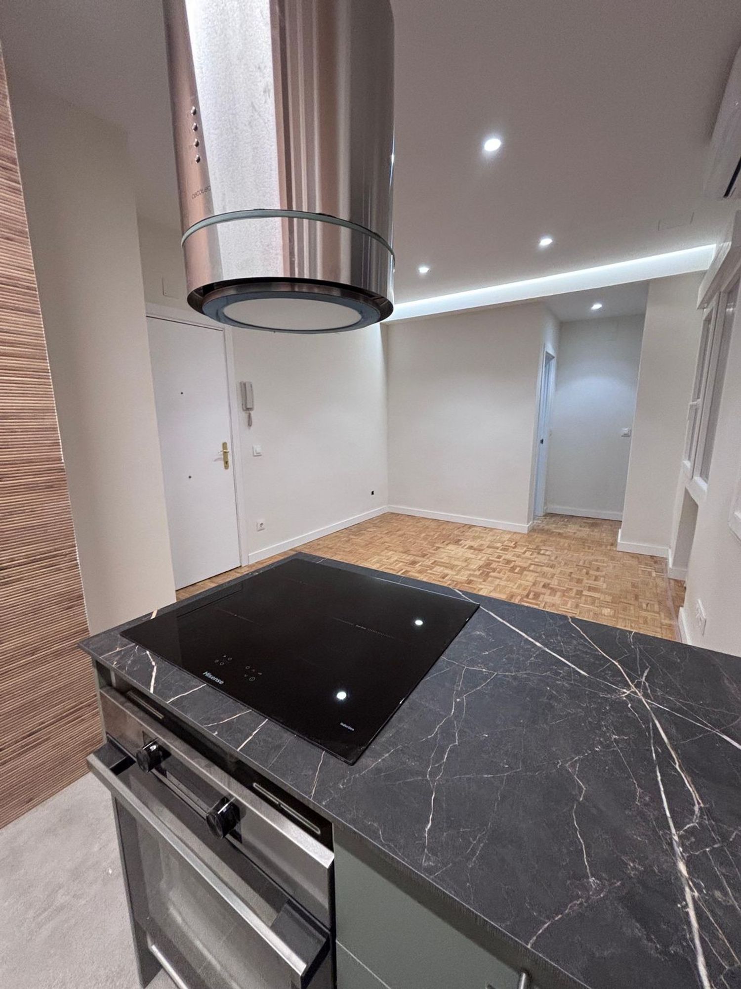 Piso en calle de Agustín de Foxá, 16 - Foto 1