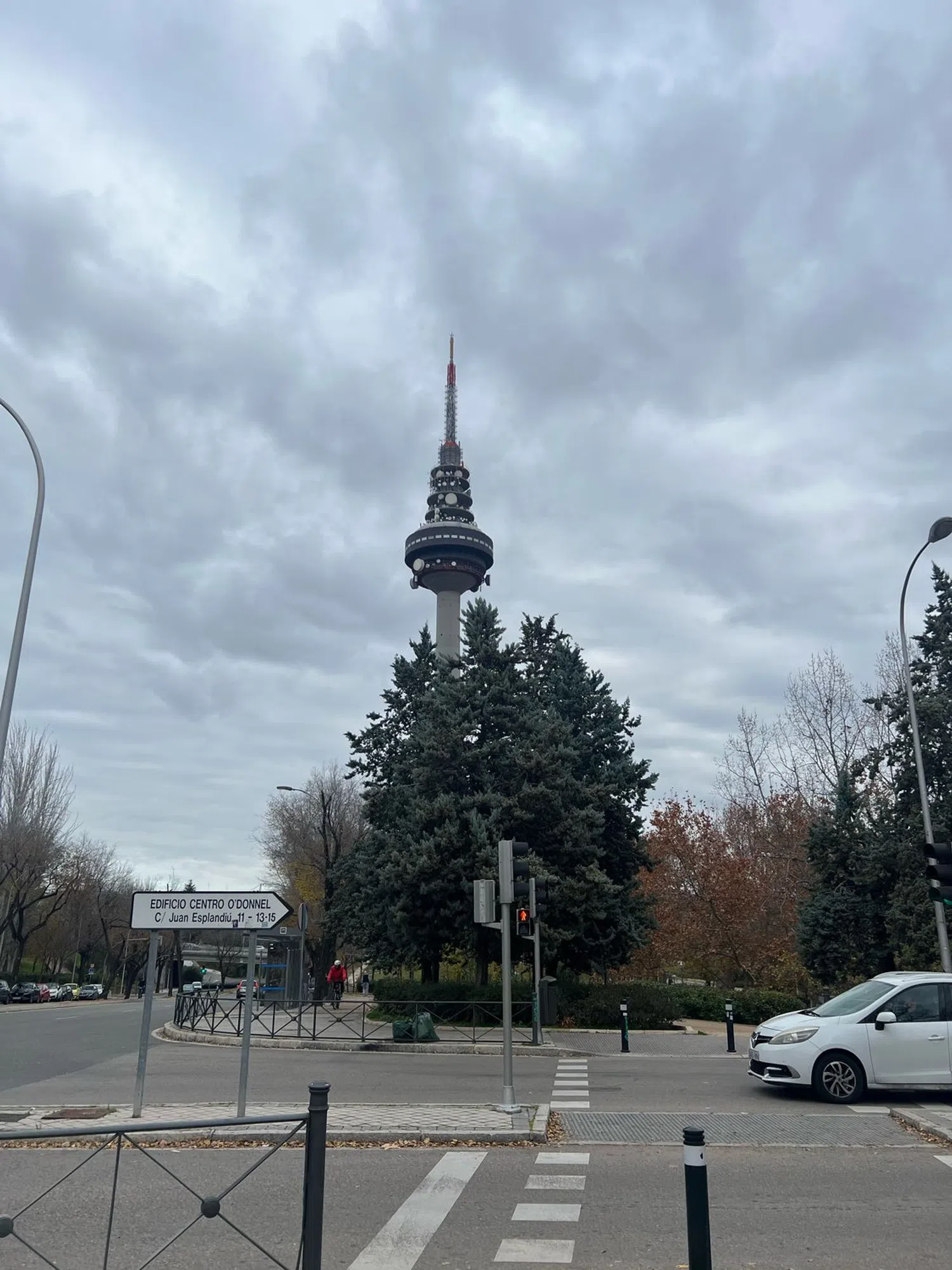 Piso en calle de Juan Esplandiú, 21 - Foto 2