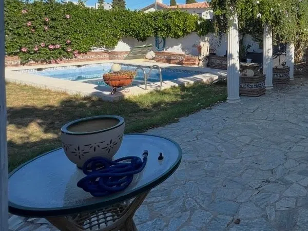 Estudio en calle Ávila, 15 - Foto 1