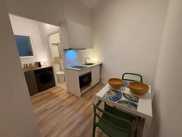 Estudio en avenida Lluís Companys i Jover, 27 - Foto 7