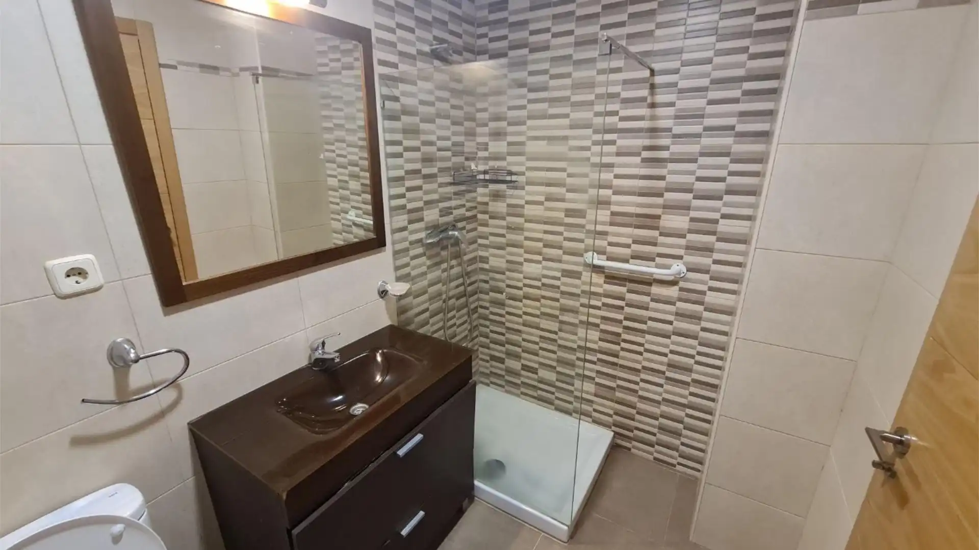 Piso en  Avenida de los Voluntarios 65 - Foto 8