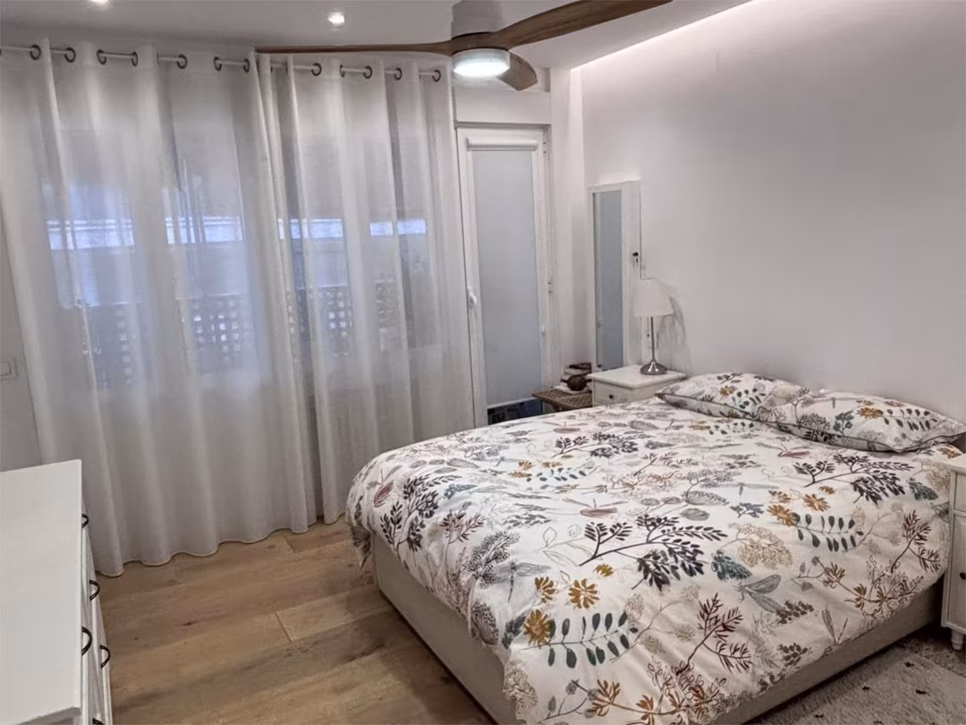 Piso en  Calle de Ruiz Perelló 13 - Foto 8