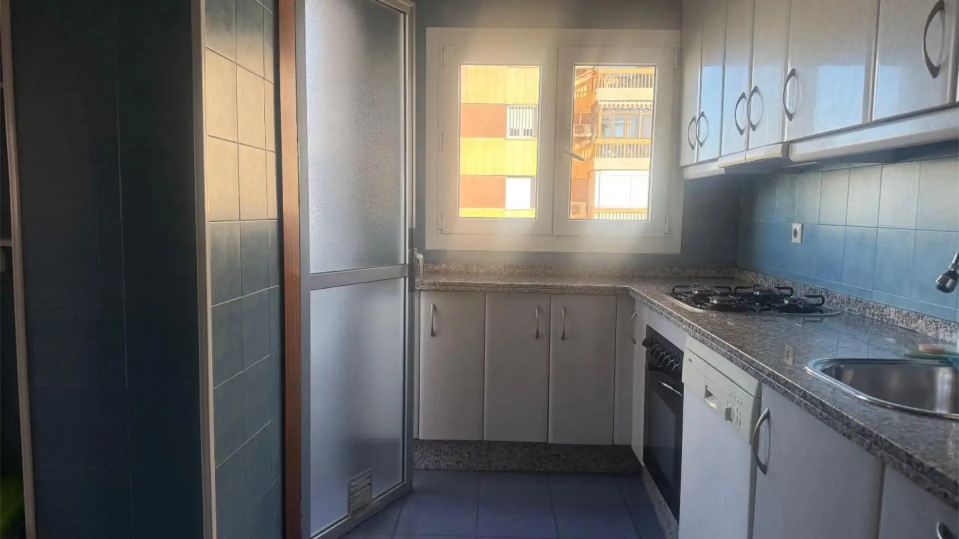 Piso en  Avenida de Andalucía 9 - Foto 2