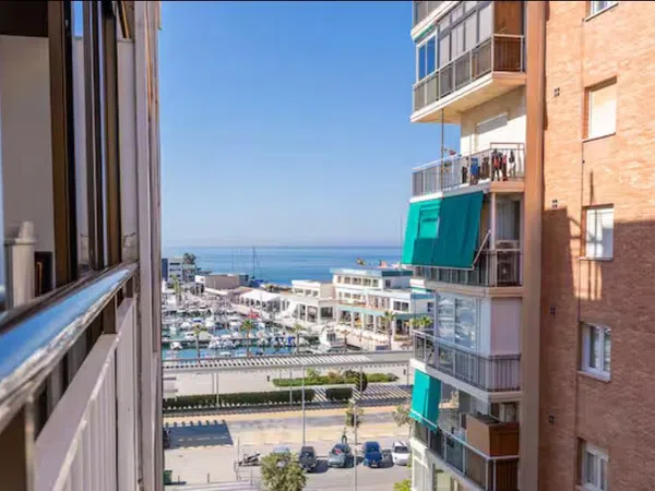 Piso en avenida Jesús Astondoa Santamaría, 8