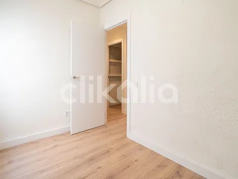 Piso en calle de la Serra d'Agullent - Foto 18