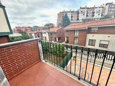 Casa adosada en  Calle del Voluntariado 9 - Foto 28