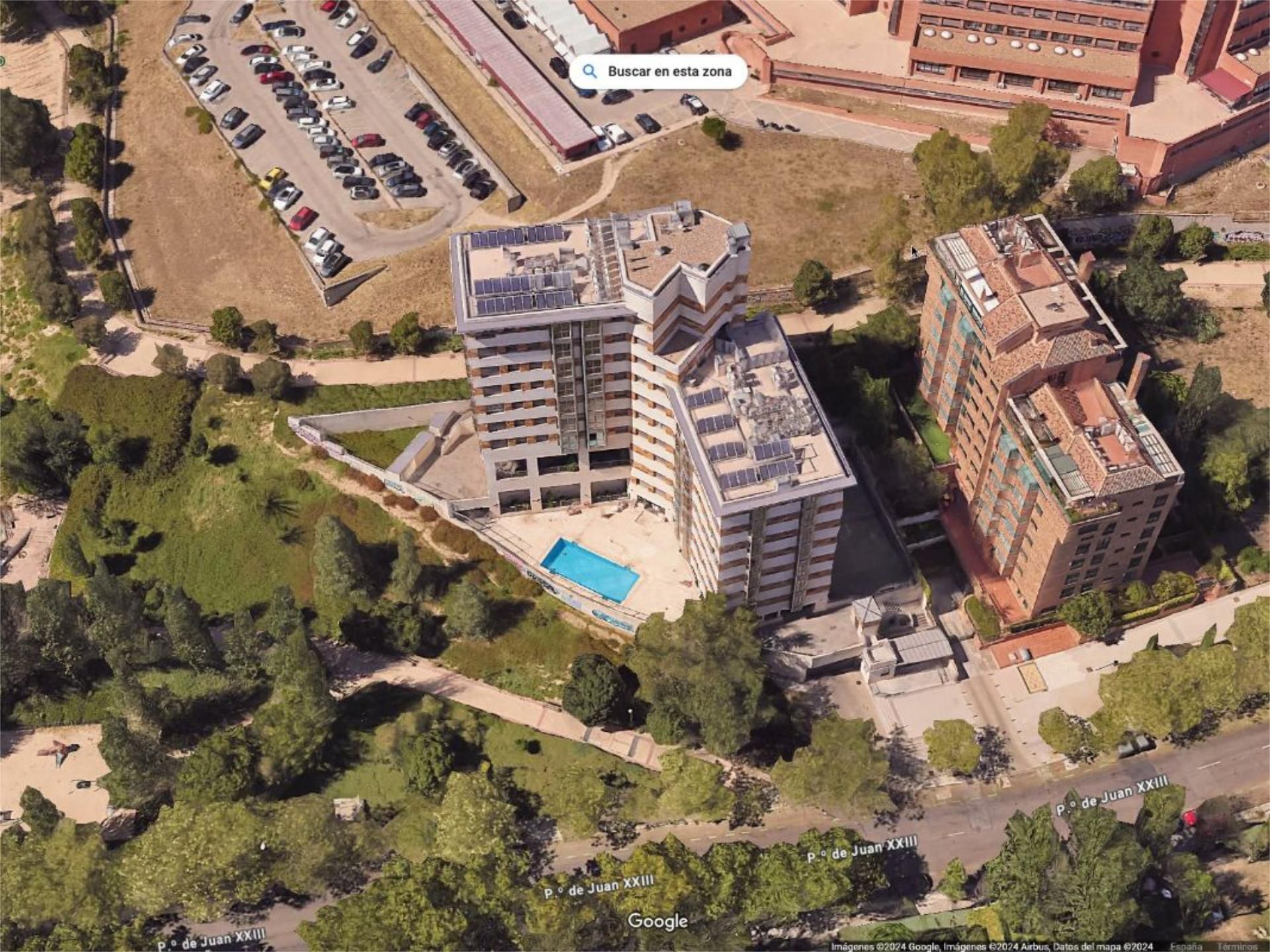 Piso en  Paseo de Juan XXIII 23