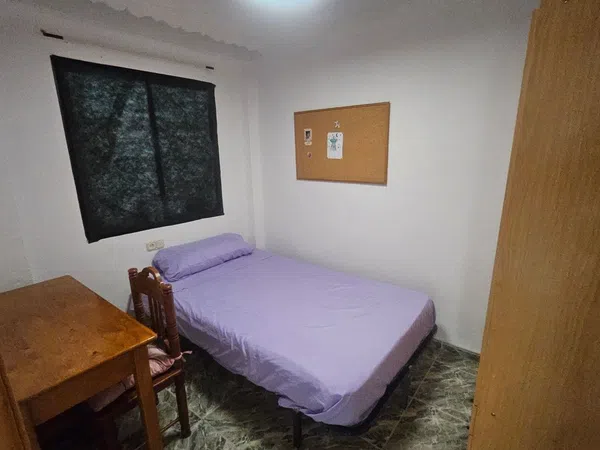 Piso en Calle Almanzor, 8, Cruz del Humilladero - Los Tilos - Foto 7