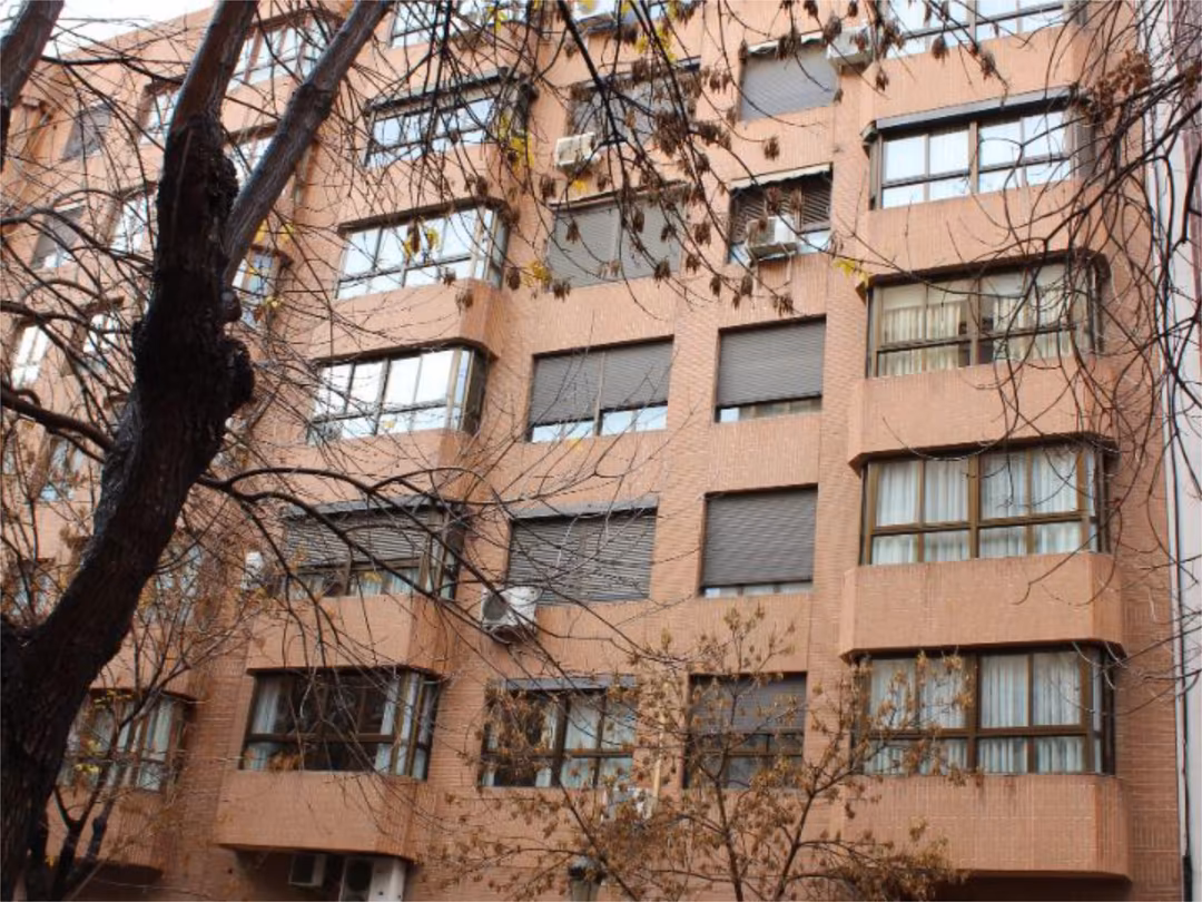 Piso en  Carrer del Doctor Rodríguez Fornos 5 - Foto 2
