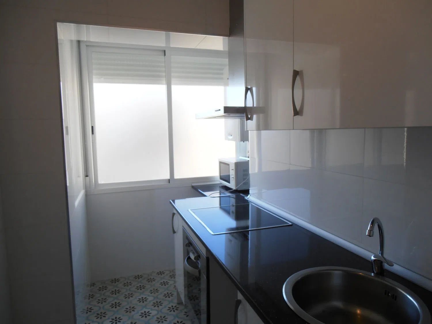 Piso en Barrio Tres Olivos - Valverde - Foto 7