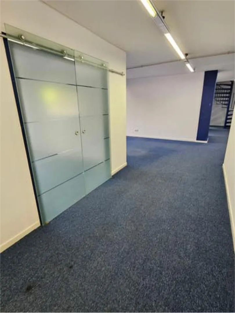 Local comercial en Residencial TV3 - Foto 7