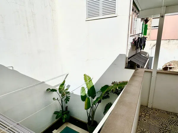 Piso en Barrio Sta Catalina - El Jonquet - Foto 2