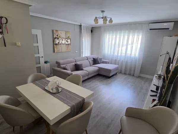 Chalet adosado en Calle Jacinto Benavente, 21 - Foto 5
