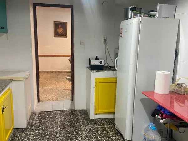 Casa de pueblo en Avenida de la Democracia, 2 - Foto 2