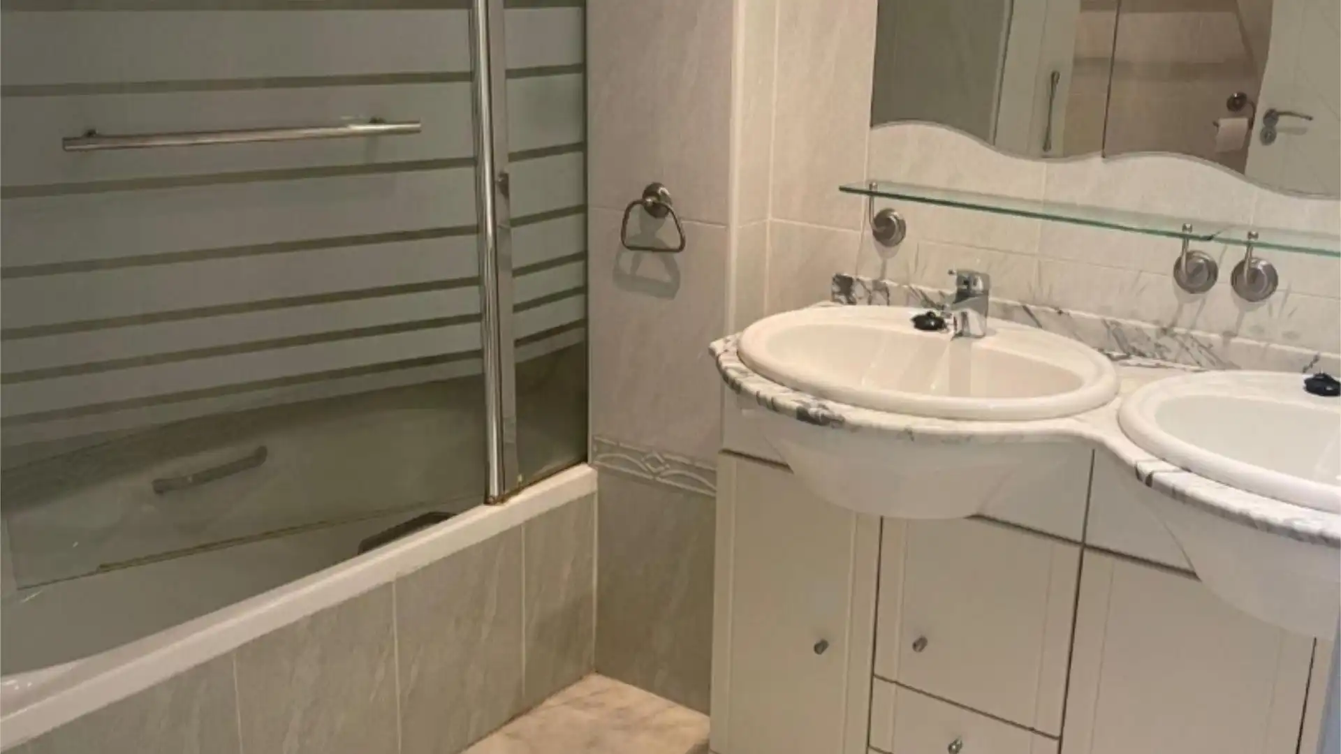 Piso en  Carrer Llevant 7 - Foto 17