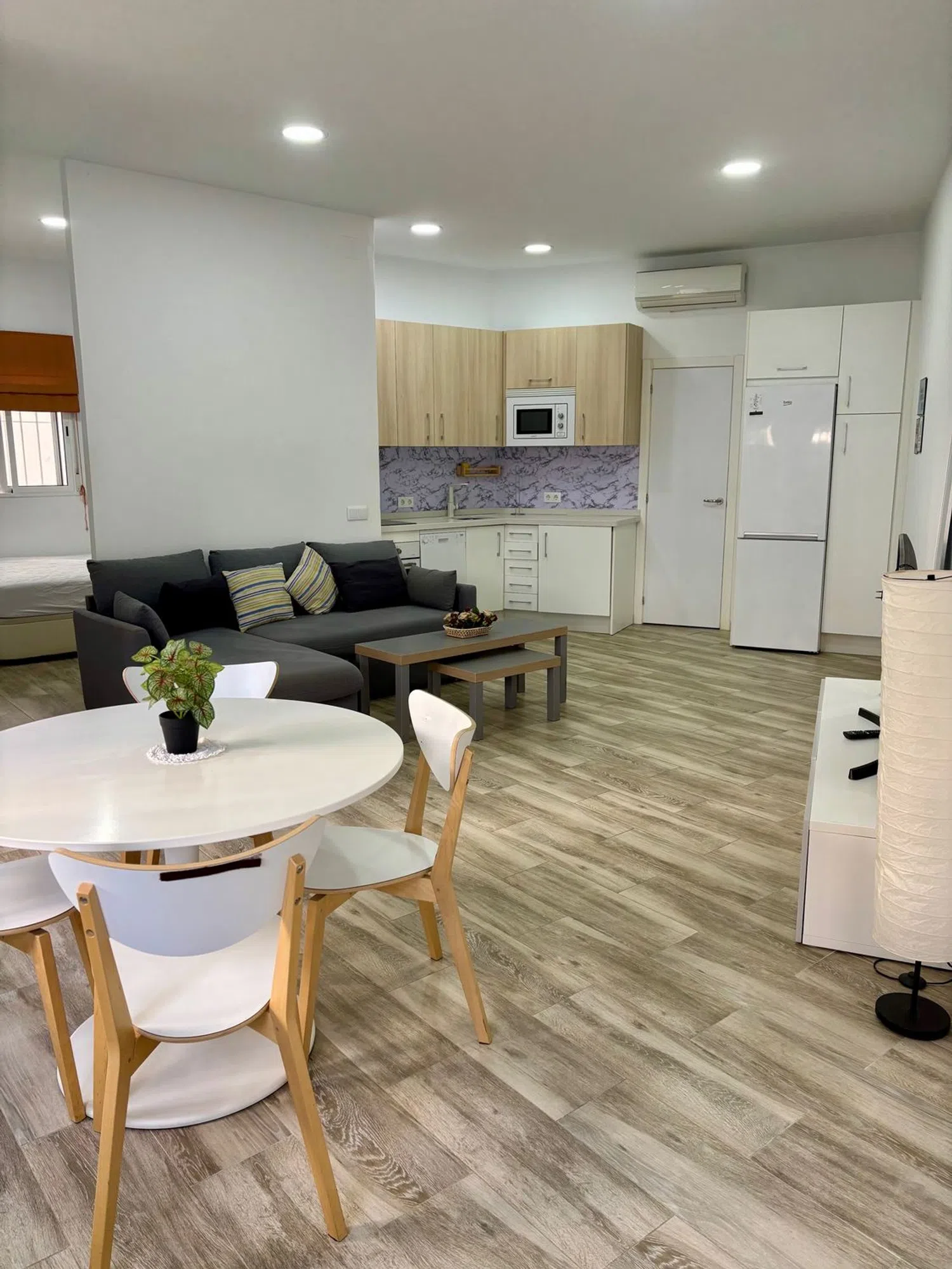 Estudio en calle Palma del Río, 24 - Foto 2