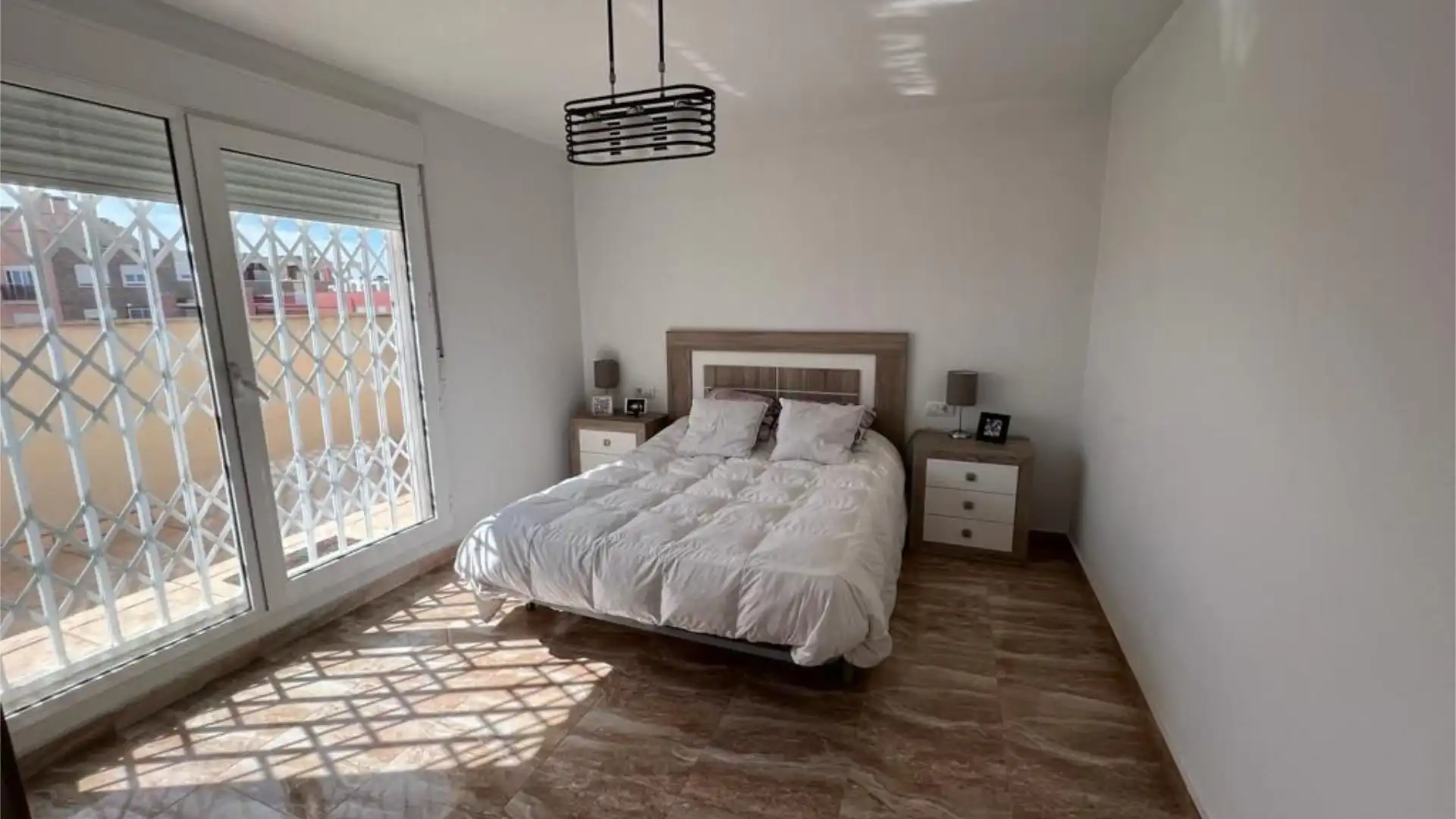 Piso en  Avenida Don Juan de Borbon 98 - Foto 7